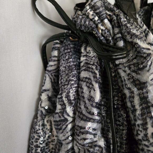 NWOT - Black & White sparkly bag - Picture 4 of 14